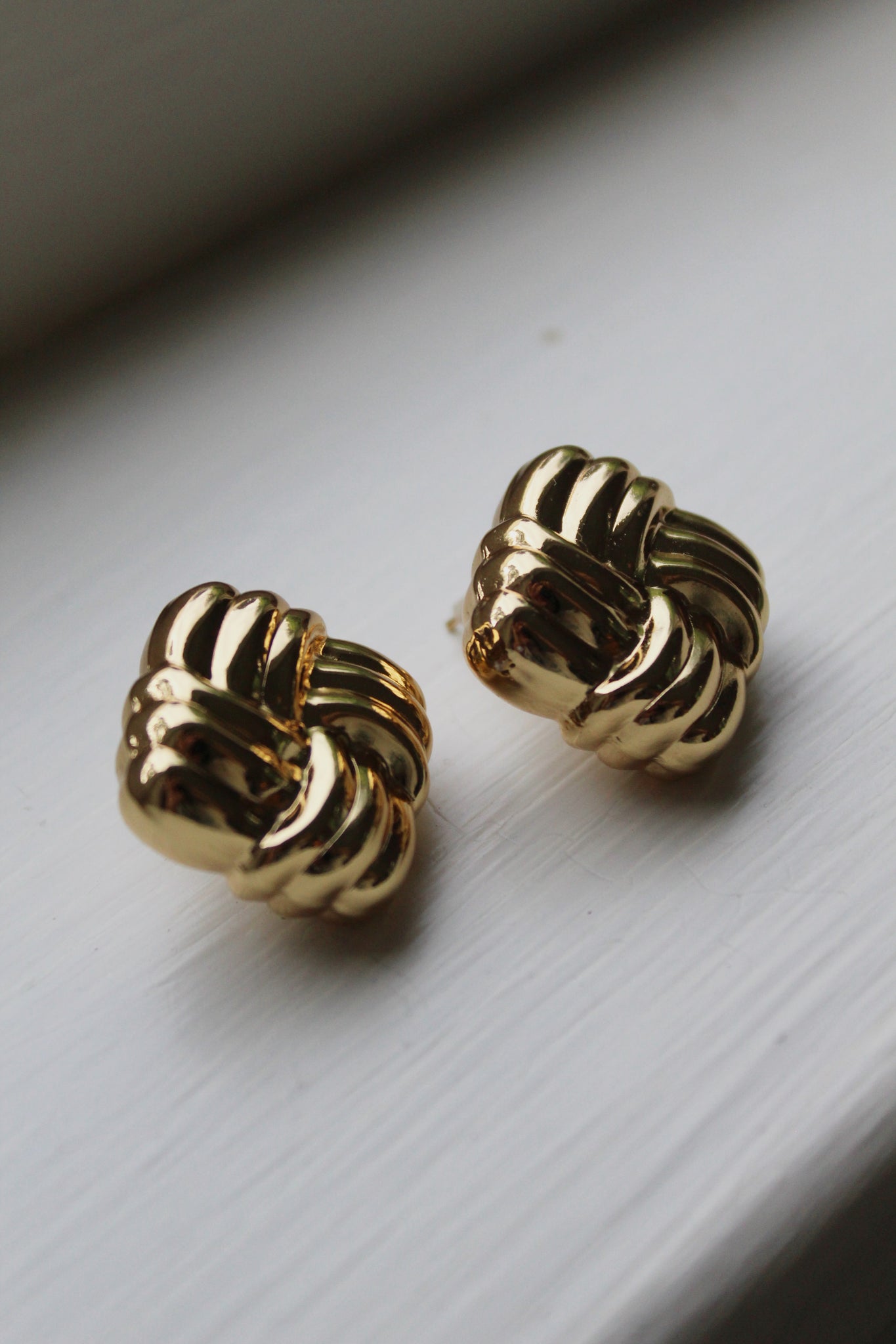 Love Me Knot Earrings