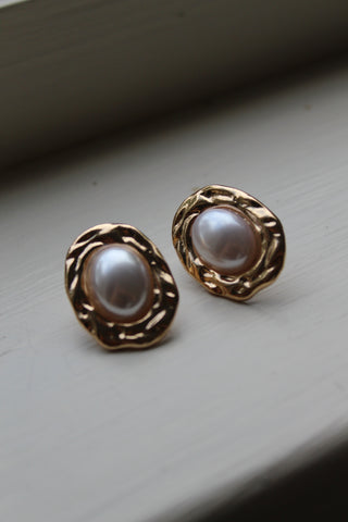 Maddie Pearl Earrings