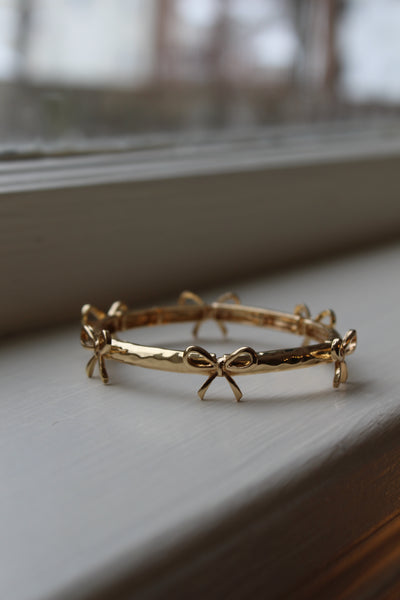The Bow Bracelet
