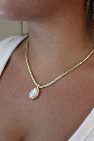 The Isla Pearl Pendant