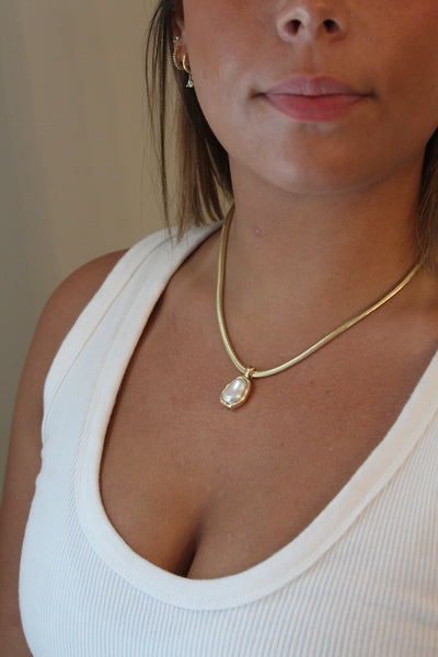 The Isla Pearl Pendant
